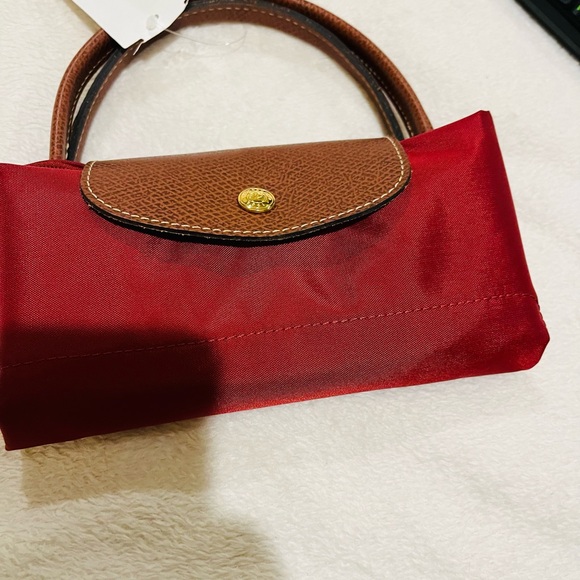 BNWT Longchap medium size bag color cranberry BN - Picture 9 of 15